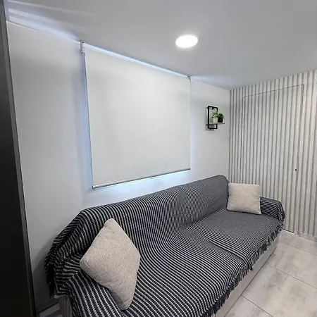 アパート G&e カヴァラ