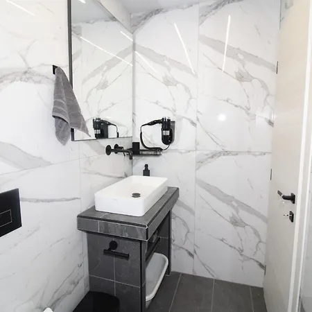 G&e Apartament *