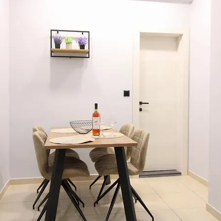 G&e Kavala